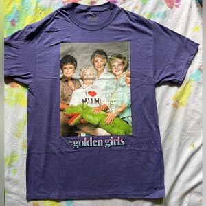 Golden Girls TV Show Graphic Tee T- Shirt Crocodile Group Photo Purple New Med